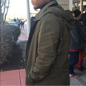 Burberry Windbreaker (mens)